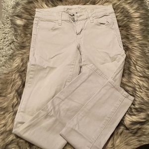 American Eagle ◦ pale gray skinny jeans size 00